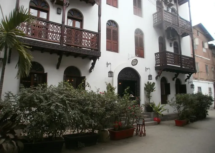 Asmini Palace Hotel