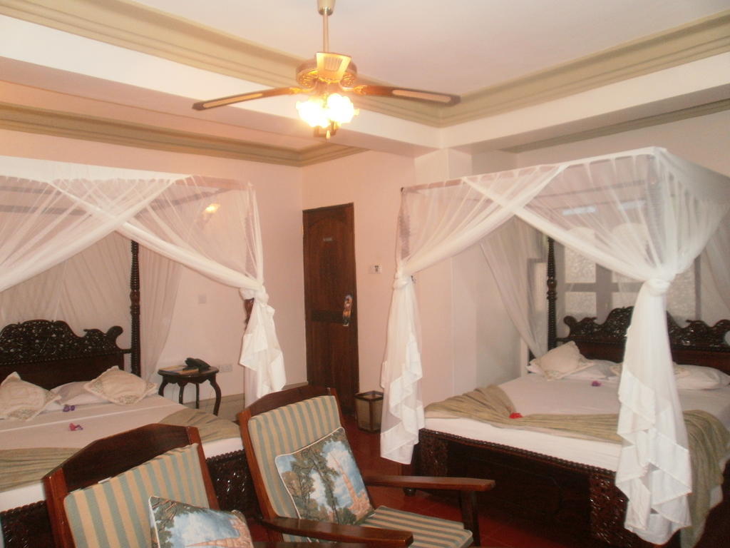 Asmini Palace Szálloda