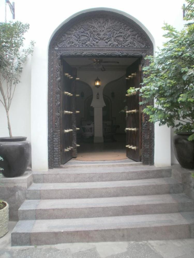 Asmini Palace Szálloda