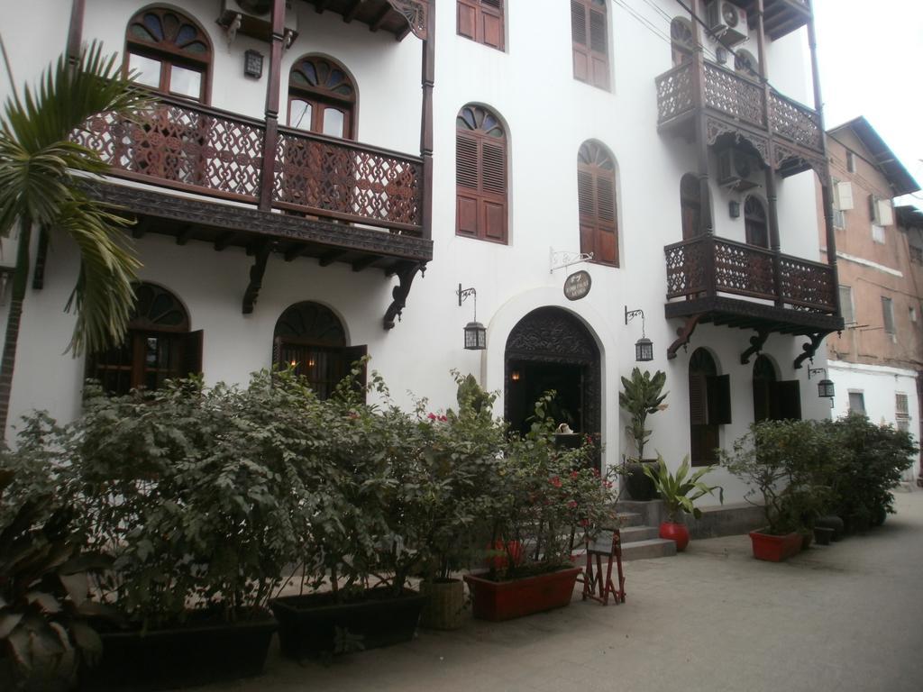 أسميني بالاس Zanzibar